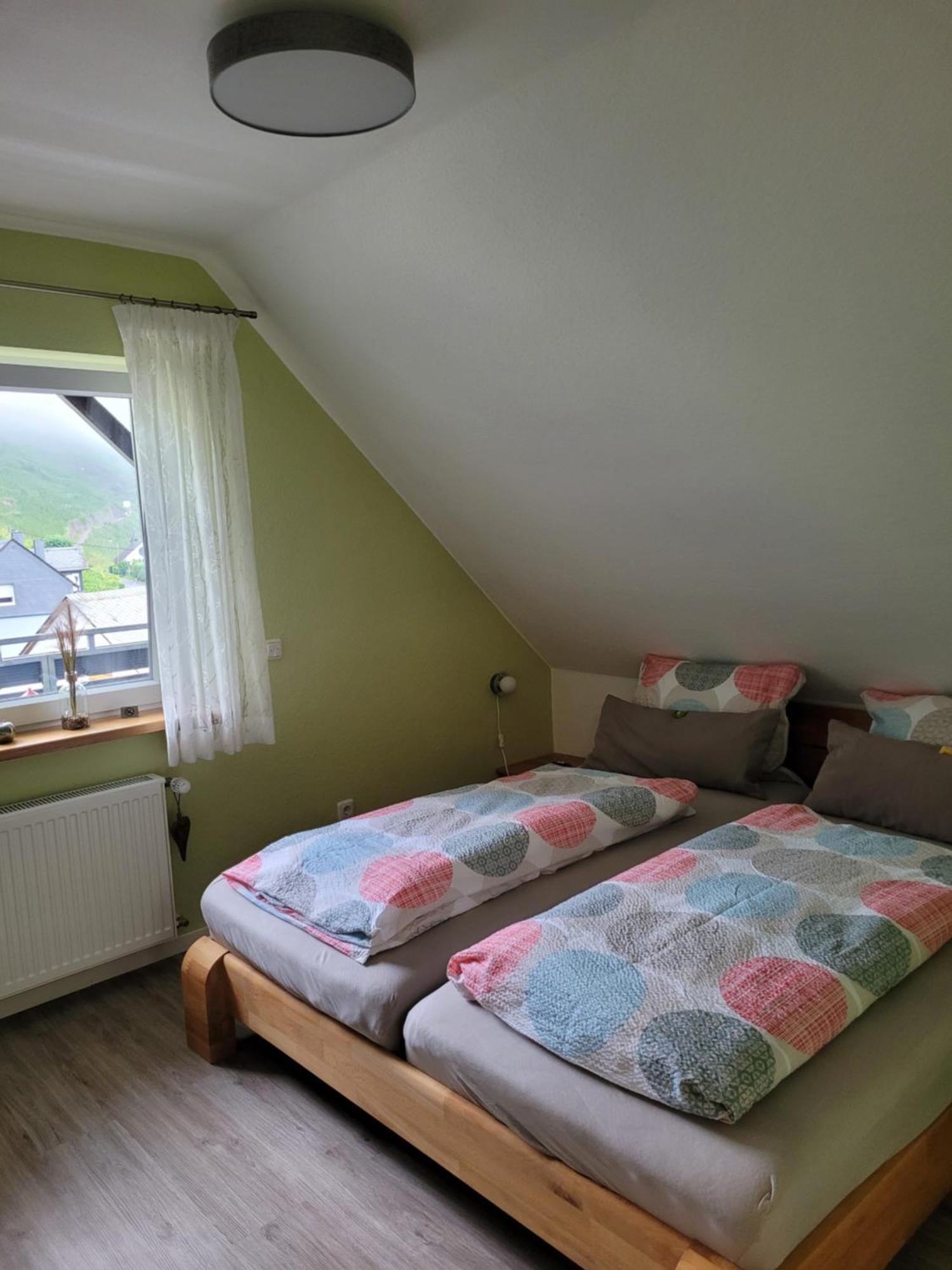 Ferienwohnung Haus Am Calmont Bremm Exterior photo